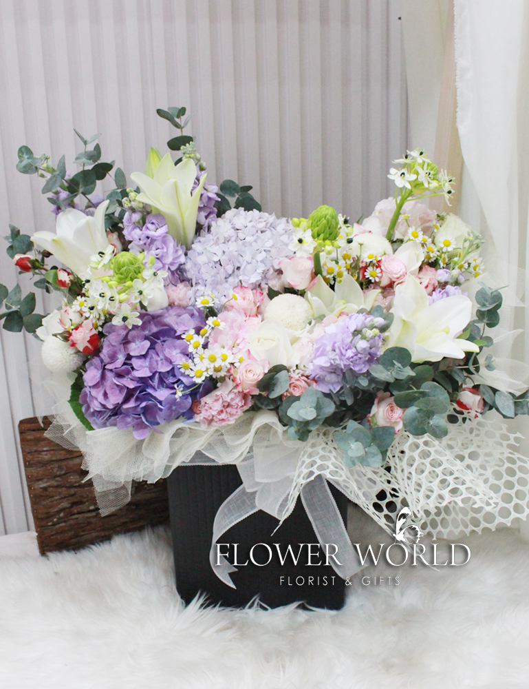 Grand Flower Arrangment
