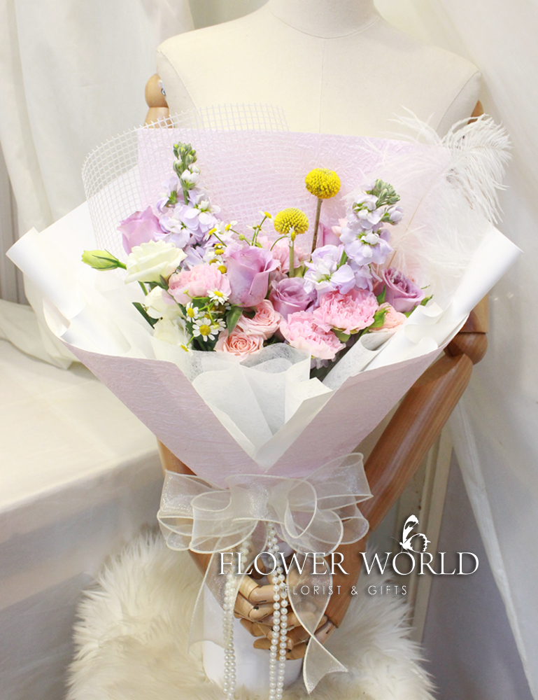 Pastel Roses and Carnation bouquet